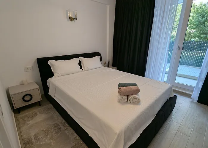 Seaside Sofia - Meraki Pool And - Private Parking Lägenhet