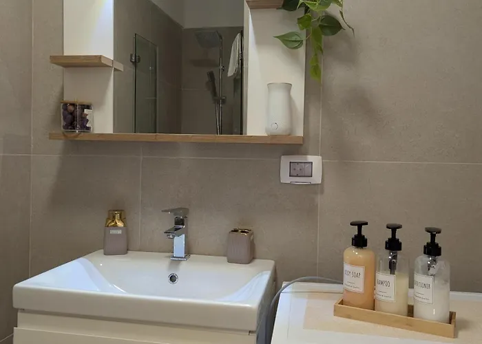 Seaside Sofia - Meraki Pool And - Private Parking